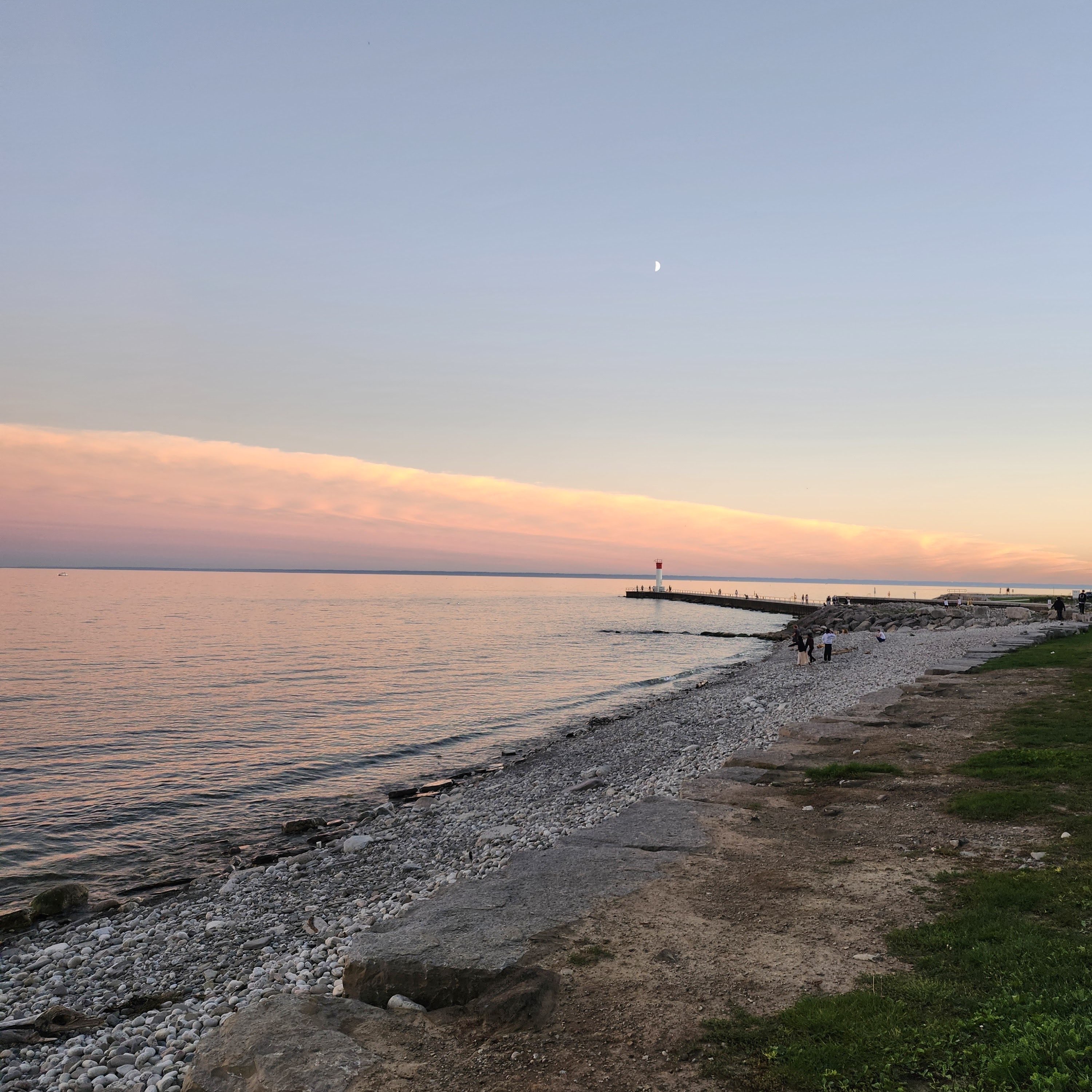 The lake in Downtown Oakville.