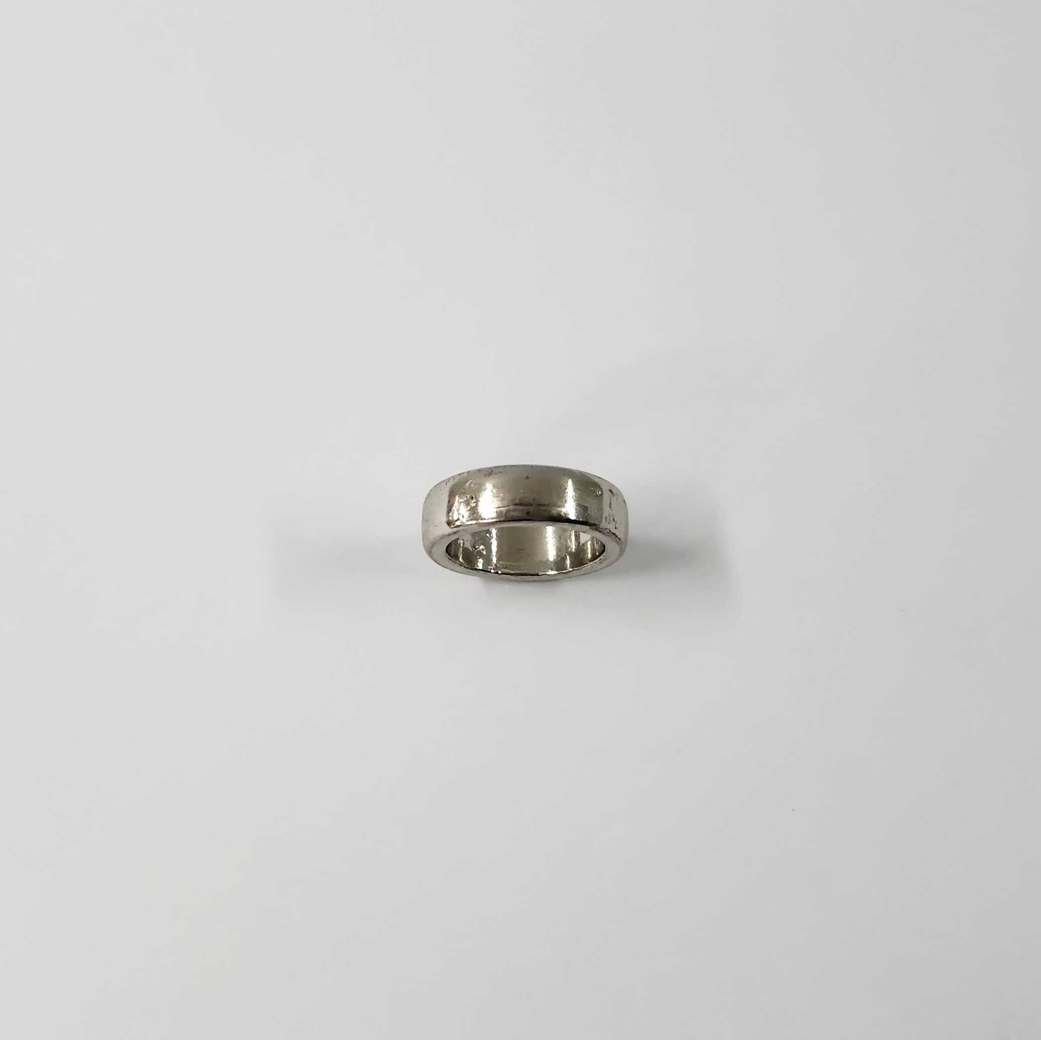 This is a ring from a top down angle.